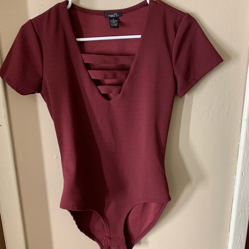 Clothes - Picture 5 of 8